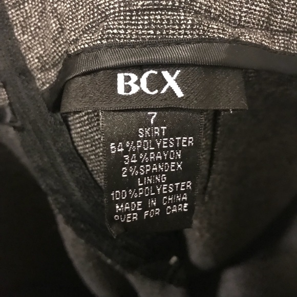 BCX pencil skirt with ruching size 7 - Picture 3 of 3